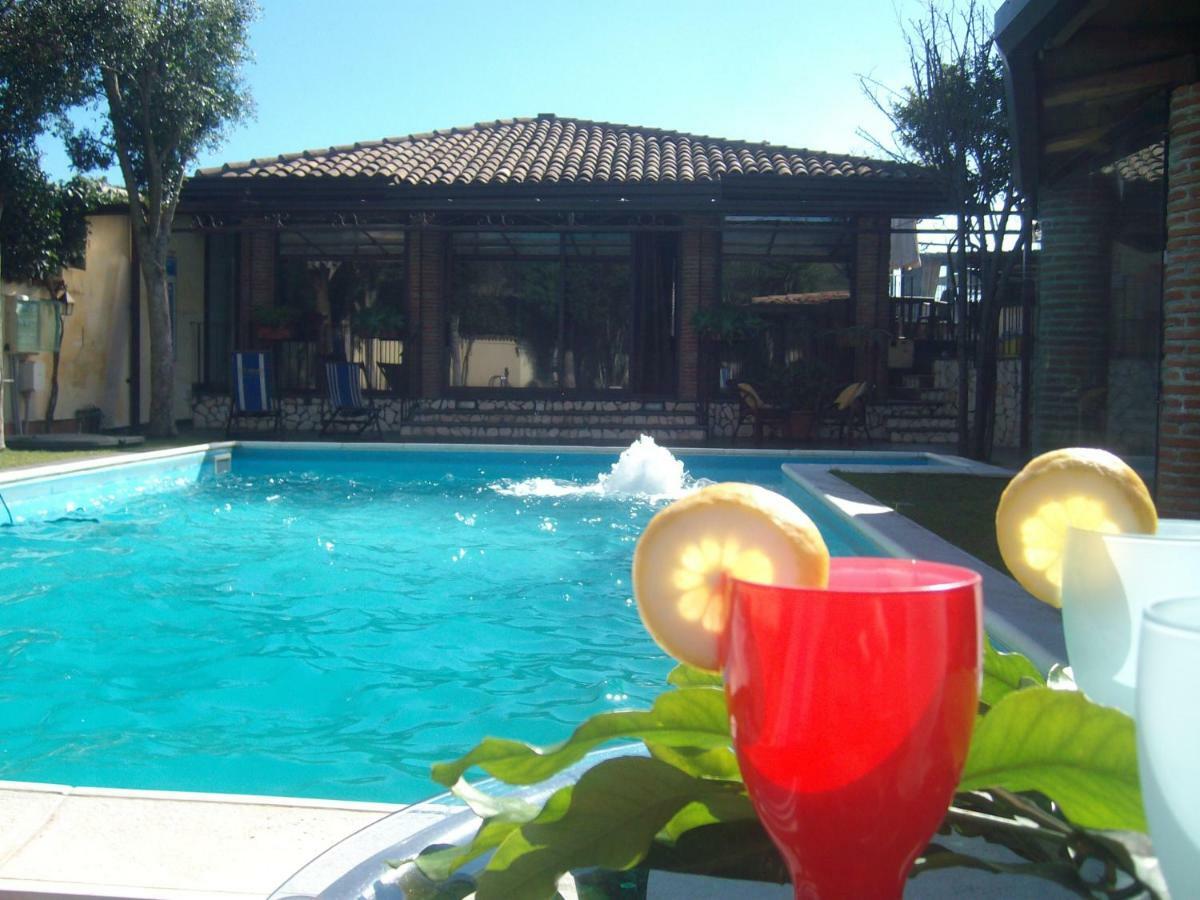 Villa Singola -Sole-Luna-Casavilladusoleil Acireale Esterno foto